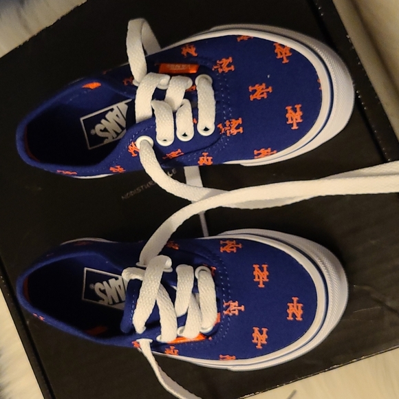 🎈Toddler Vans🎈 ~Unisex 🤾🏽‍♀️🤾‍♂️ - Picture 7 of 7